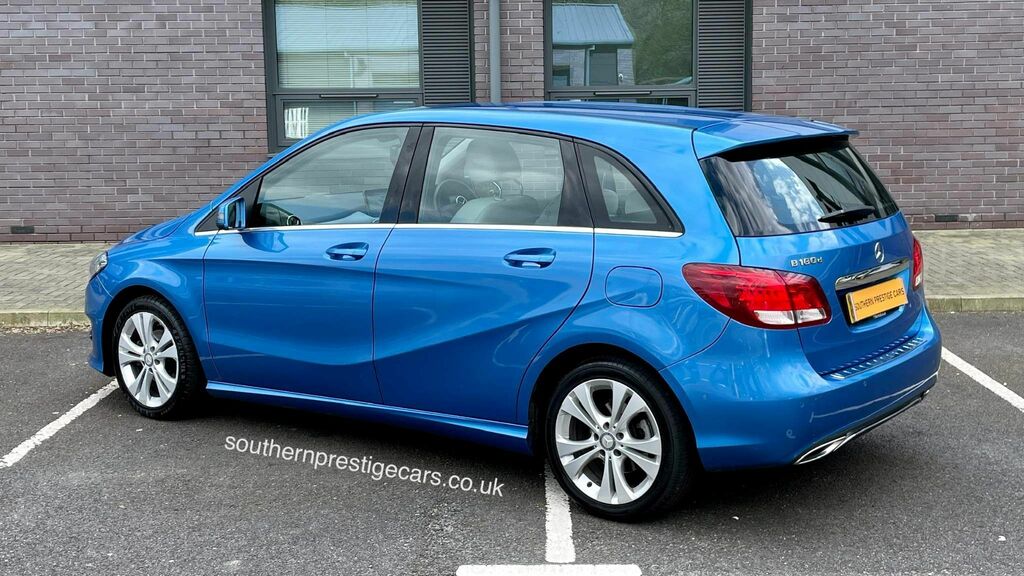 Mercedes-Benz B Class 1.5 B180d Sport Executive 7G-dct Euro 6 Ss Blue #4
