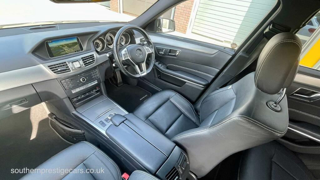 Mercedes-Benz E Class 3.0 E350 V6 Bluetec Amg Night Edition Premium G- White #2