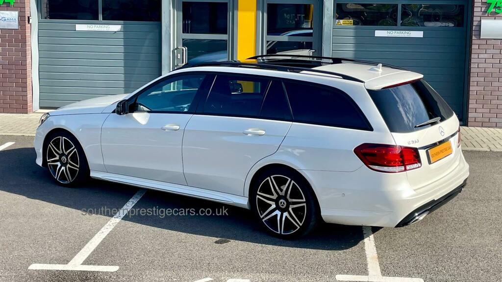 Mercedes-Benz E Class 3.0 E350 V6 Bluetec Amg Night Edition Premium G- White #4