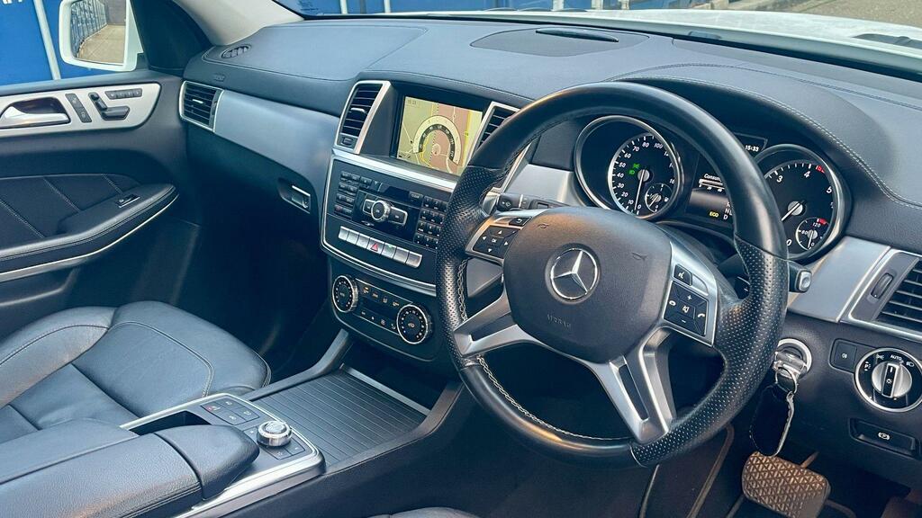 Mercedes-Benz GL Class 3.0 Gl350 V6 Bluetec Amg Sport G-tronic 4Wd Euro White #3
