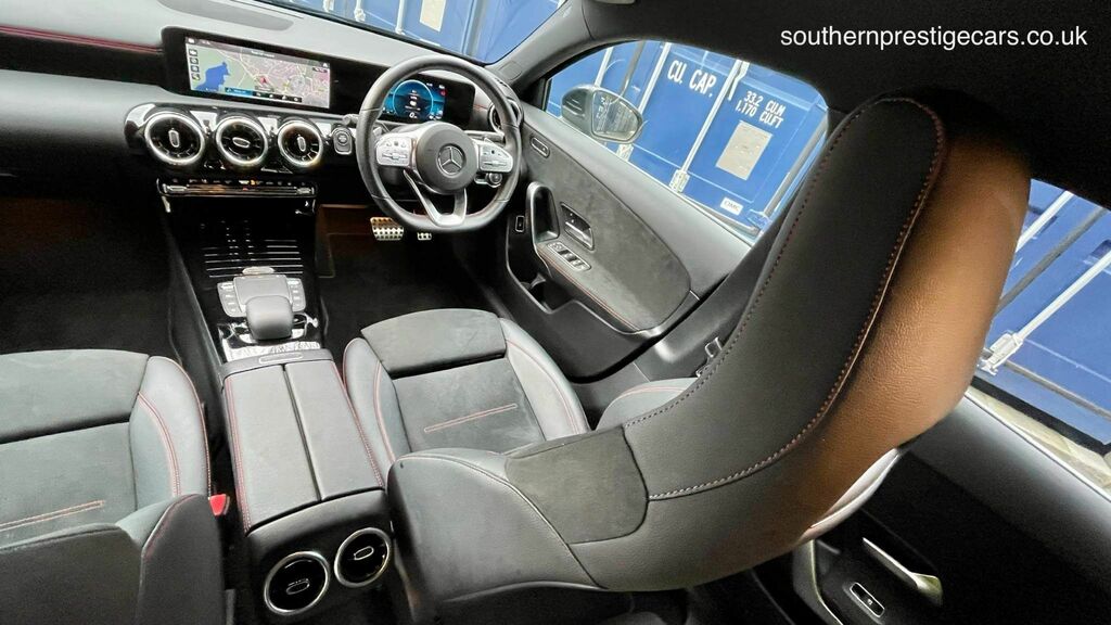 Mercedes-Benz A Class 1.3 A250e 15.6Kwh Amg Line Executive 8G-dct Euro Black #2