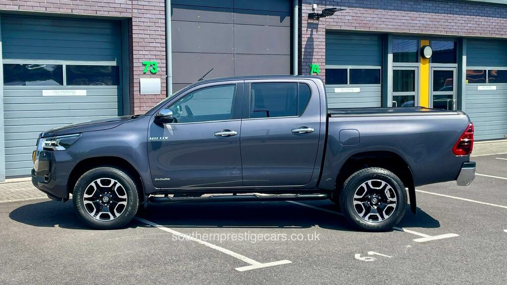 Toyota HILUX 2.4 D-4d Invincible Double Cab Pickup 4Wd Euro 6 Grey #5