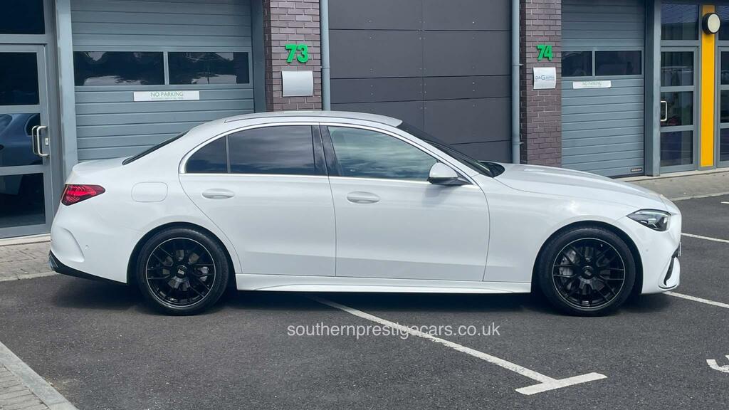 Mercedes-Benz C Class 1.5 C200h Mhev Amg Line G-tronic Euro 6 Ss White #3