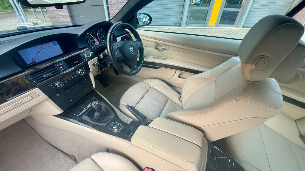 BMW 3 Series 3.0 330D M Sport Euro 4 Blue #2