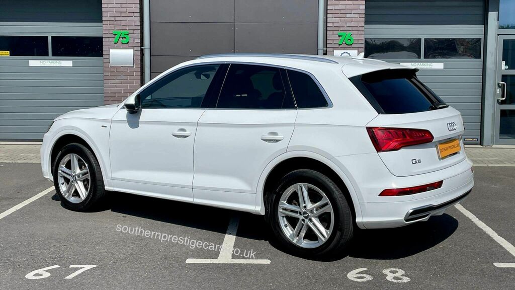 Audi Q5 2.0 Tdi 40 S Line S Tronic Quattro Euro 6 Ss White #4