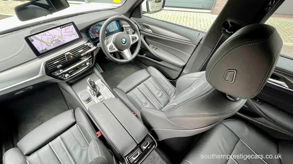 BMW 5 Series 2.0 520I Mht M Sport Touring Steptronic Euro 6 S White #2