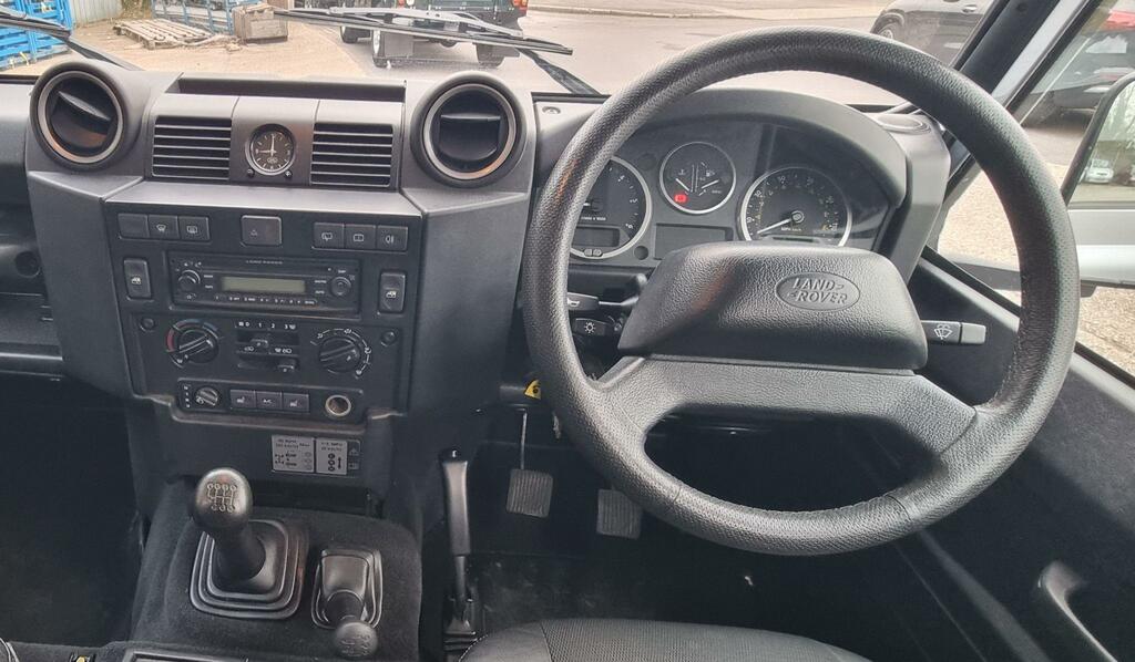 Land Rover Defender 110 2.4 Tdci Xs 4Wd Mwb Euro 4 Silver #3
