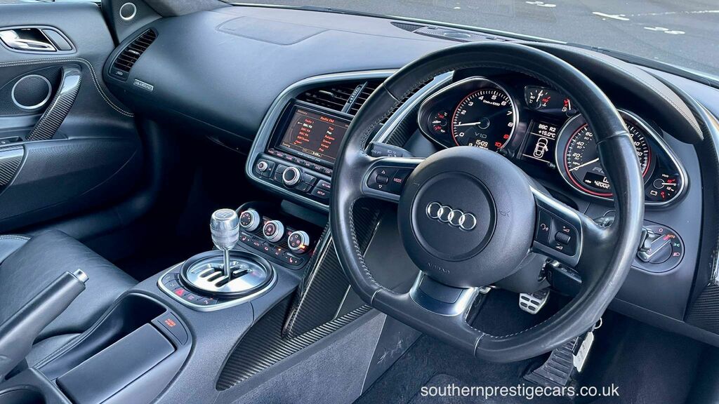 Audi R8 5.2 Fsi V10 Quattro Euro 5 Grey #2