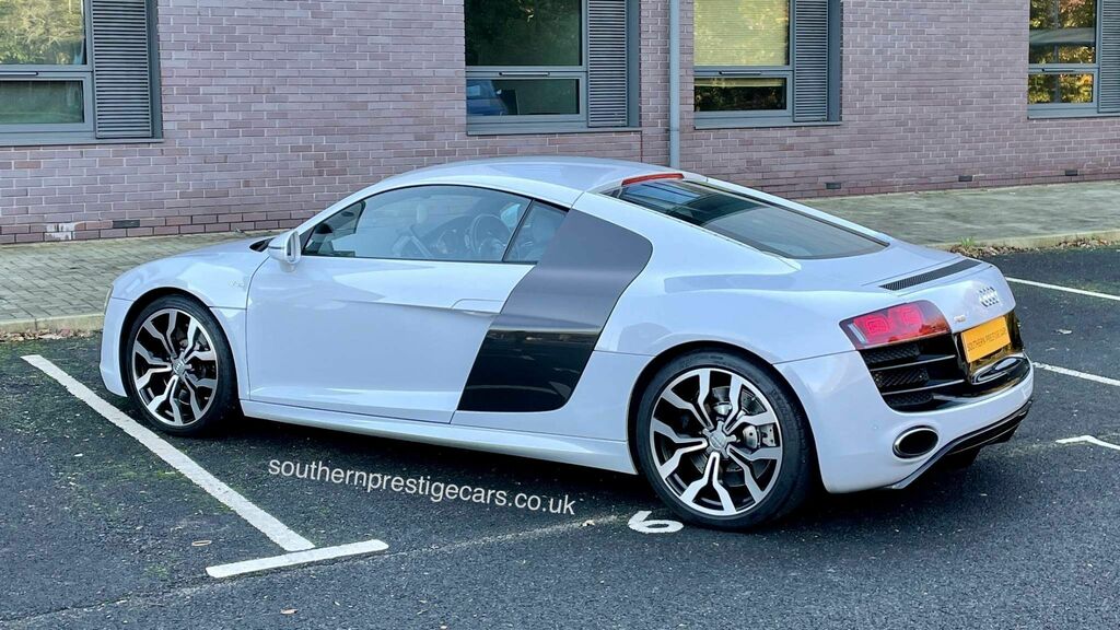 Audi R8 5.2 Fsi V10 Quattro Euro 5 Grey #4