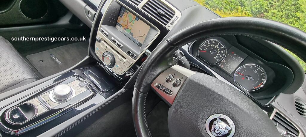 Jaguar XKR 5.0 V8 Euro 5 White #2