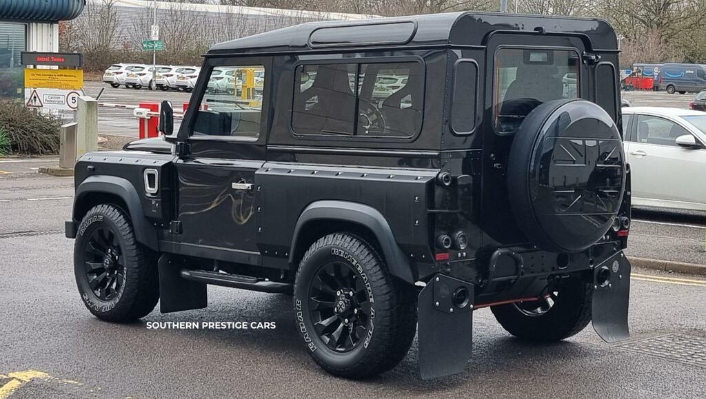 Land Rover Defender 90 2.2 Tdci Xs Station Wagon 4Wd Swb Euro 5 Black #3