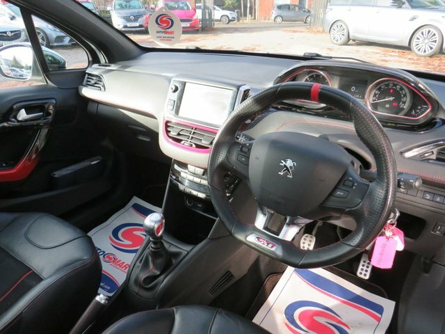Peugeot 208 1.6 Thp Gti Hatchback Euro 5 20 White #5