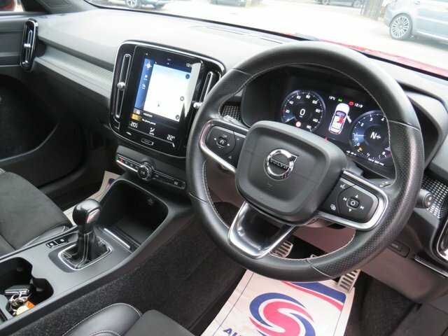 Volvo XC40 1.5 T3 R-design Suv Euro 6 S S SG70VVH Red #5