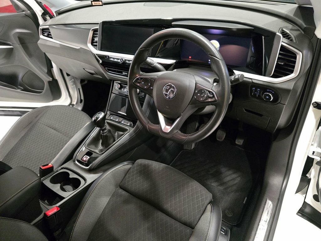Vauxhall Grandland X 1.2L Gs Line White #6