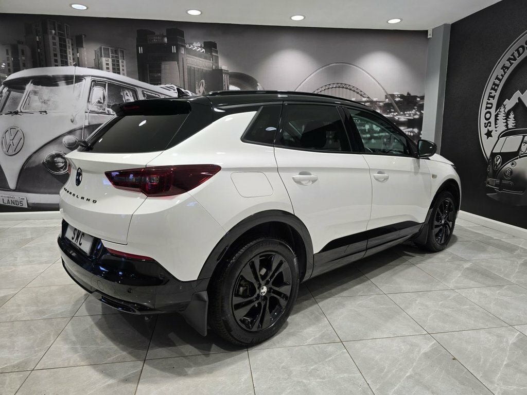 Vauxhall Grandland X 1.2L Gs Line White #3