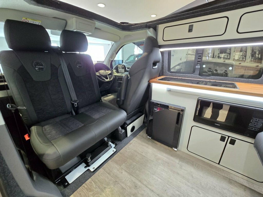Volkswagen Campervan 2L Highline PF24KWS Grey #6