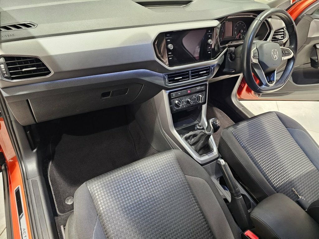 Volkswagen T-Cross 1L Active PK71ZDL Orange #2
