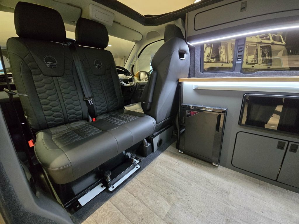 Volkswagen Campervan 2L Highline Brown #6