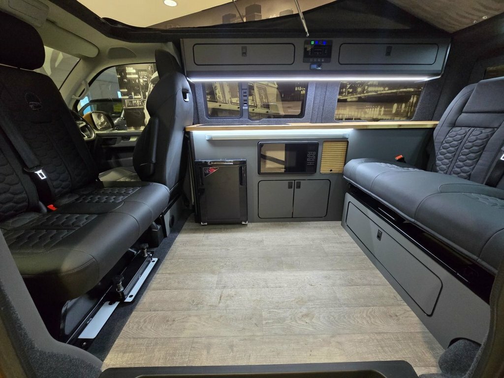 Volkswagen Campervan 2L Highline Brown #4
