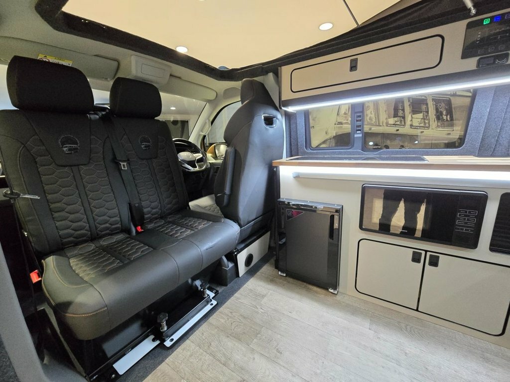 Volkswagen Campervan 2L Highline Brown #6