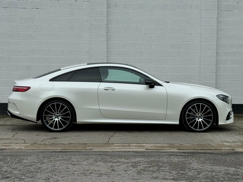 Mercedes-Benz E Class 2L Amg Line NJ17XOX White #2