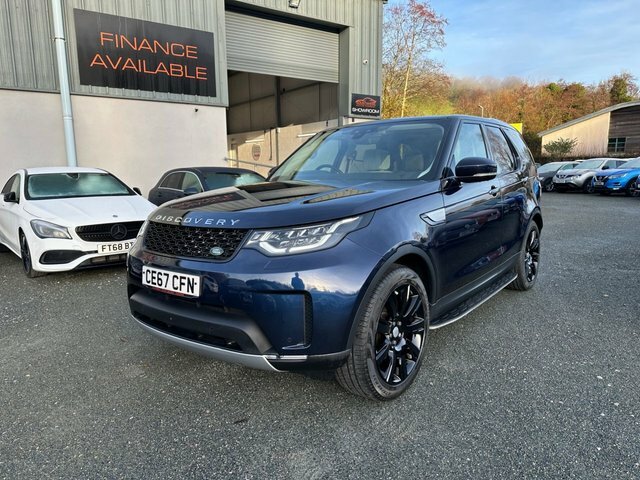 Land Rover Discovery Td V6 Hse Luxury CE67CFN Blue #3