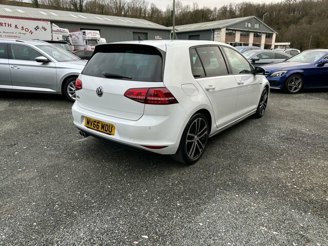 Volkswagen Golf Tdi Bluemotion Tech Gtd MV66MDU White #6