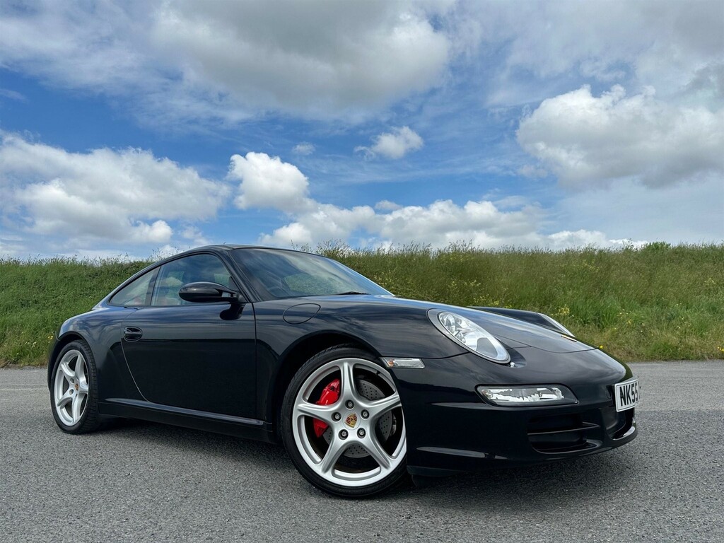 Porsche 911 3.8 997 Carrera S Black