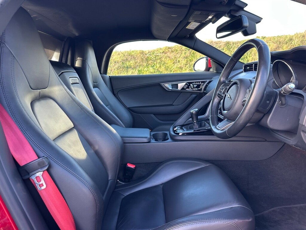 Jaguar F-Type 3.0 V6 Euro 6 Ss OW64CHG #2