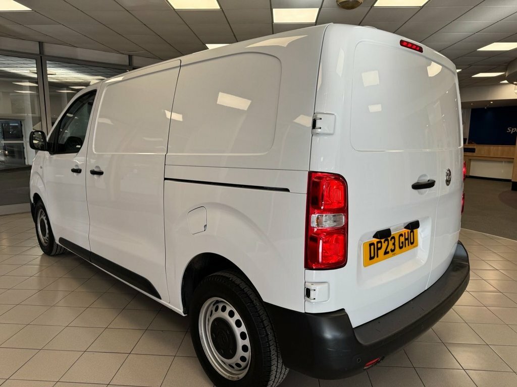 Vauxhall Vivaro 1.5L Prime 6Dr DP23GHO White #5