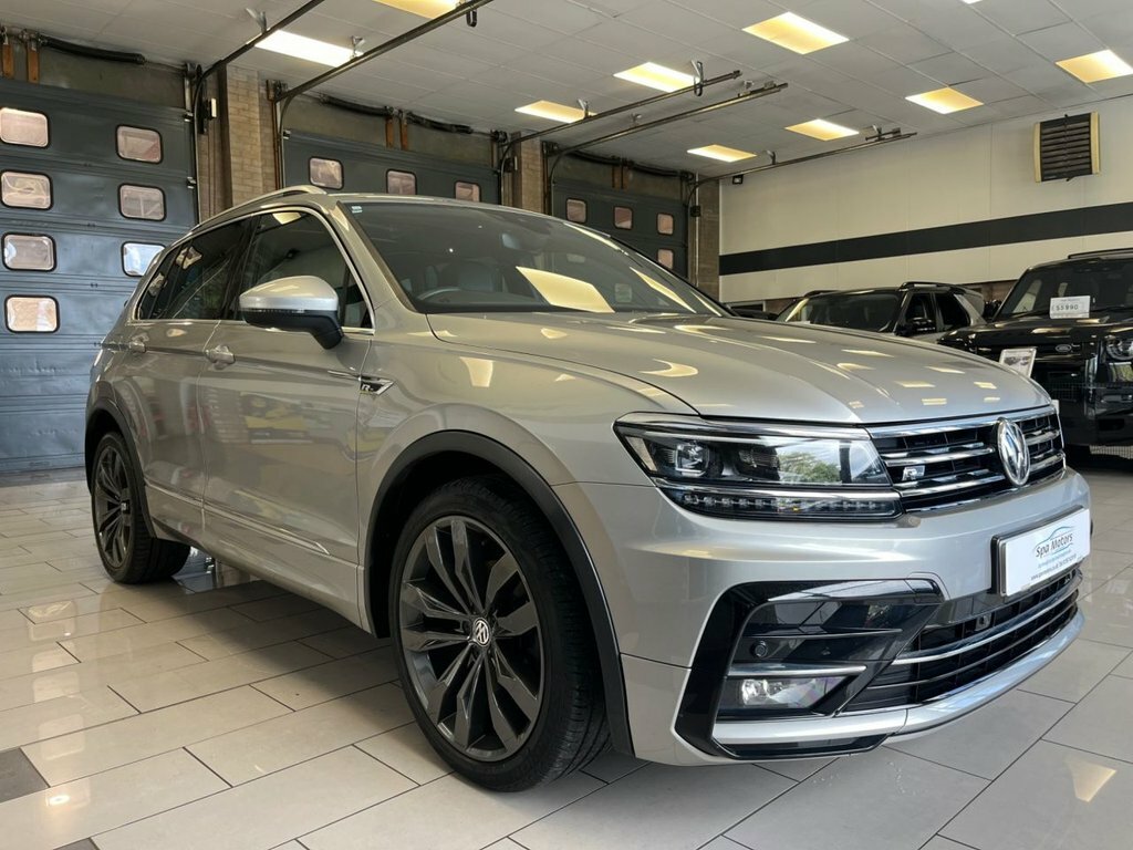 Volkswagen Tiguan 2L R-line Silver
