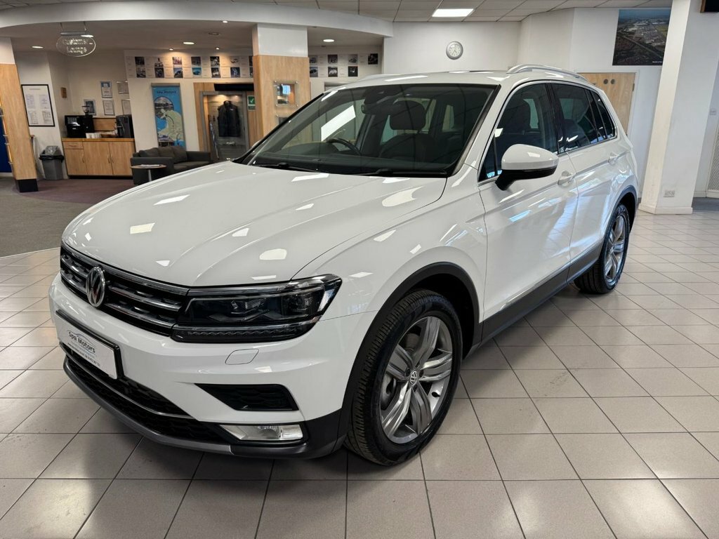 Volkswagen Tiguan 2L Sel White #3