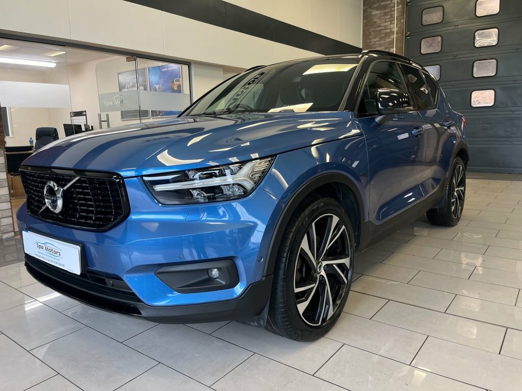 Volvo XC40 2L R-design VX68NTT Blue #3