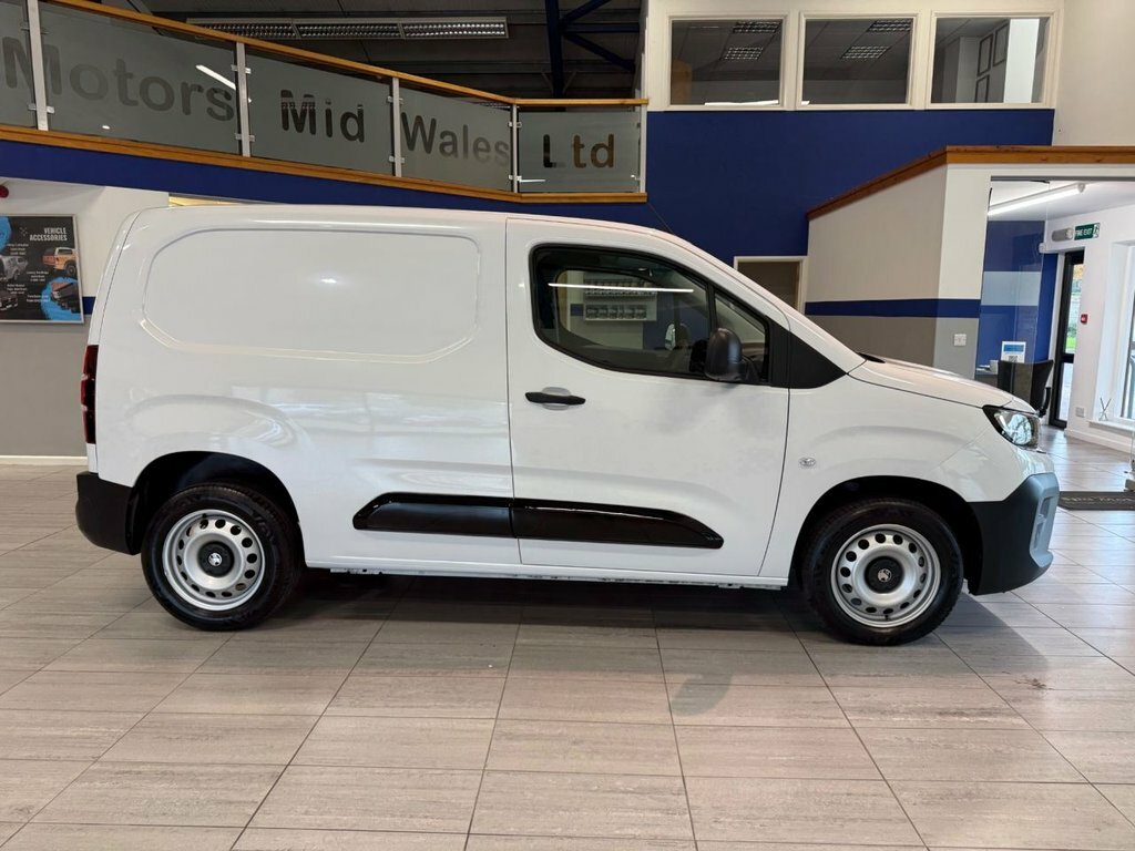 Vauxhall Combo 1.5L Prime DP24KHT White #2