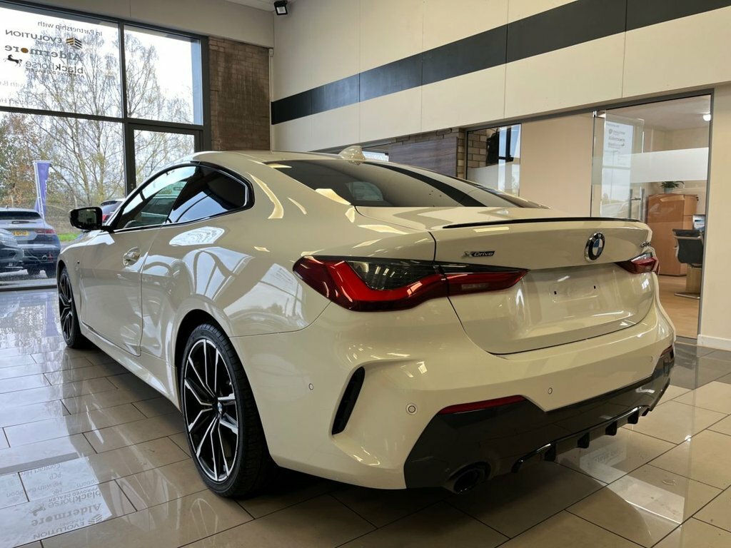 BMW 4 Series Gran Coupe 2L M Sport White #5
