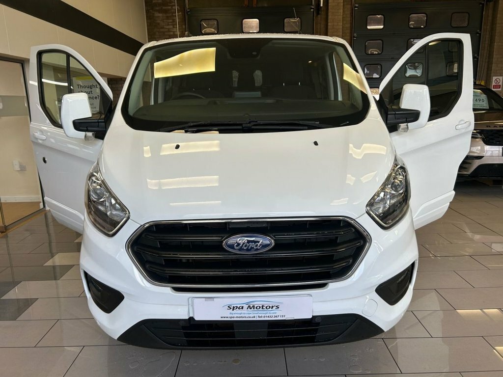 Ford Transit Custom 2L Limited MA72AXV White #3