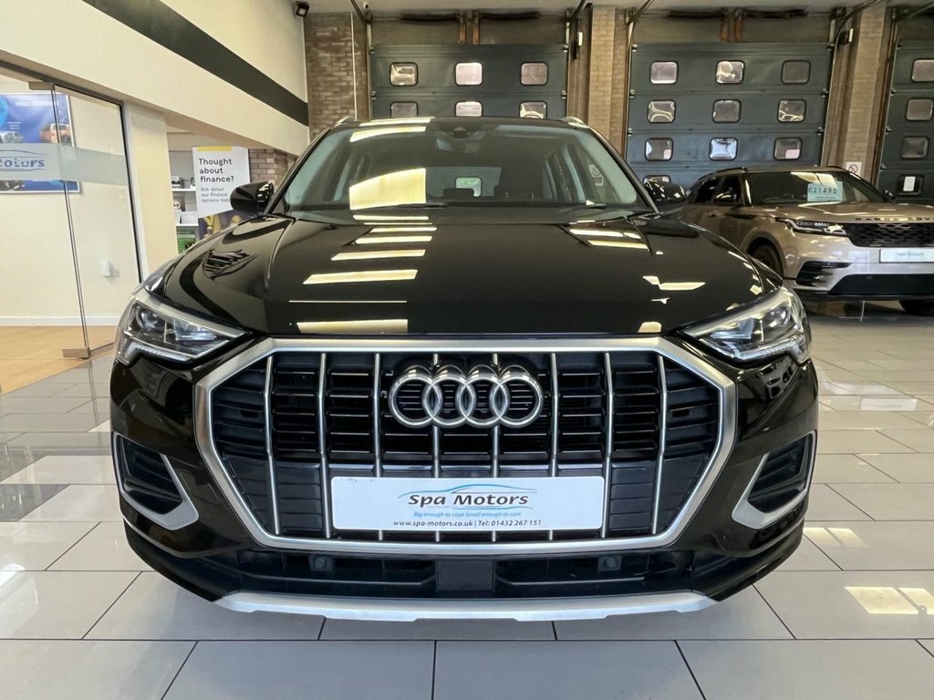 Audi Q3 1.5L Sport MV69OCB Black #2