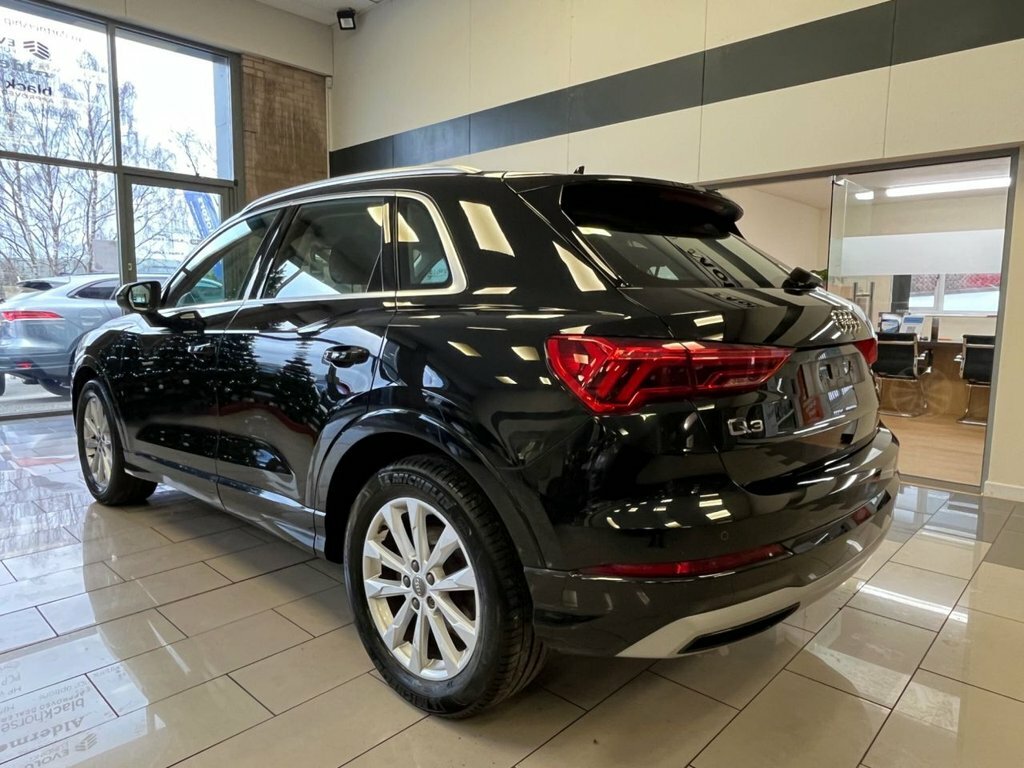 Audi Q3 1.5L Sport MV69OCB Black #5