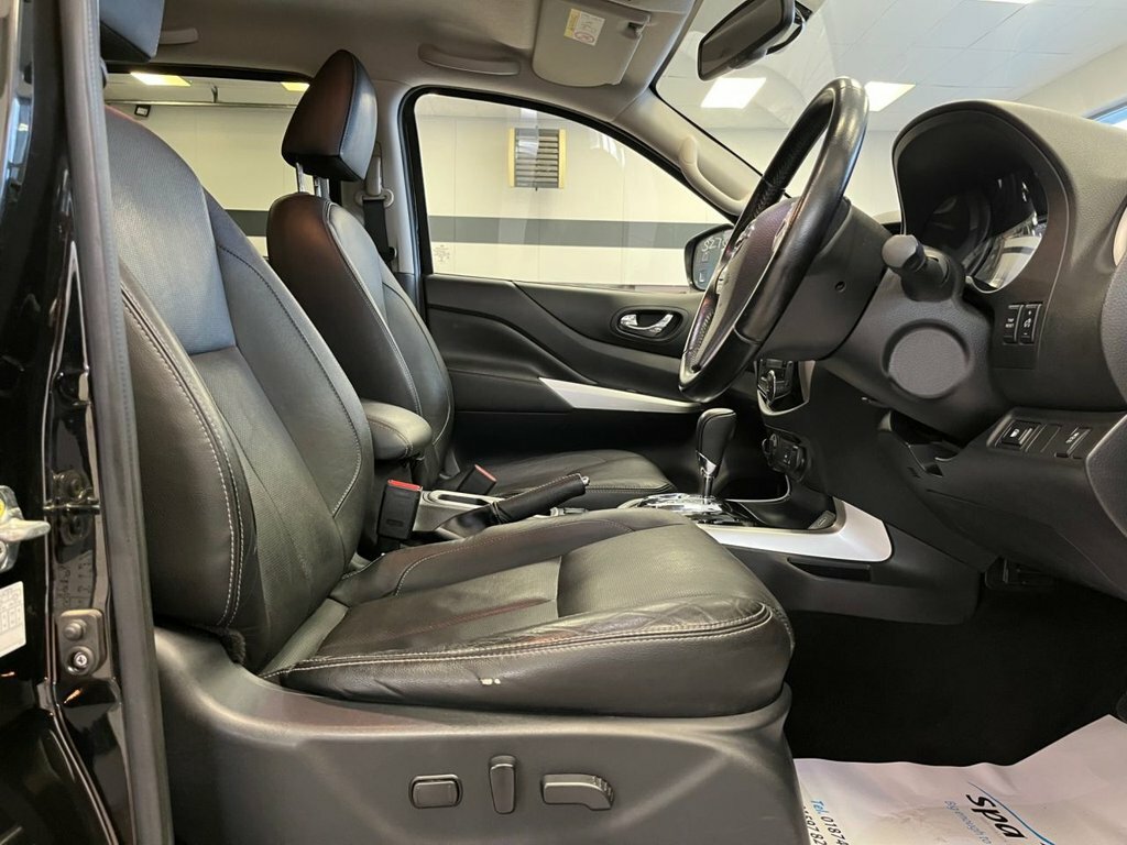 Nissan Navara 2.3L Tekna FX69VZK Black #6