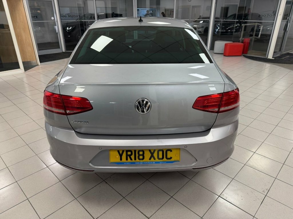 Volkswagen Passat 2L Se Business YR18XOC Silver #6