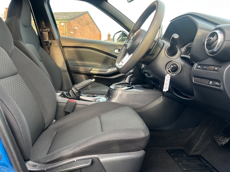 Nissan Juke Dig-t Acenta Dct MT70TPX Blue #3