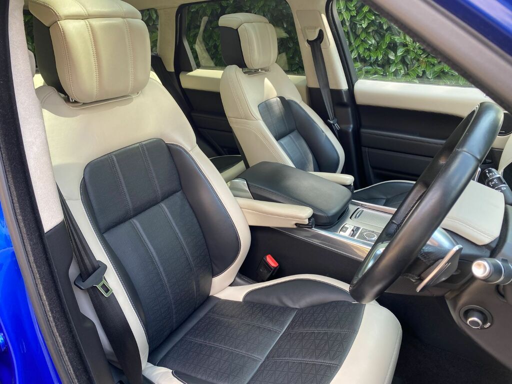 Land Rover Range Rover Sport 3.0 D300 Mhev Dynamic SD68UFY Blue #2
