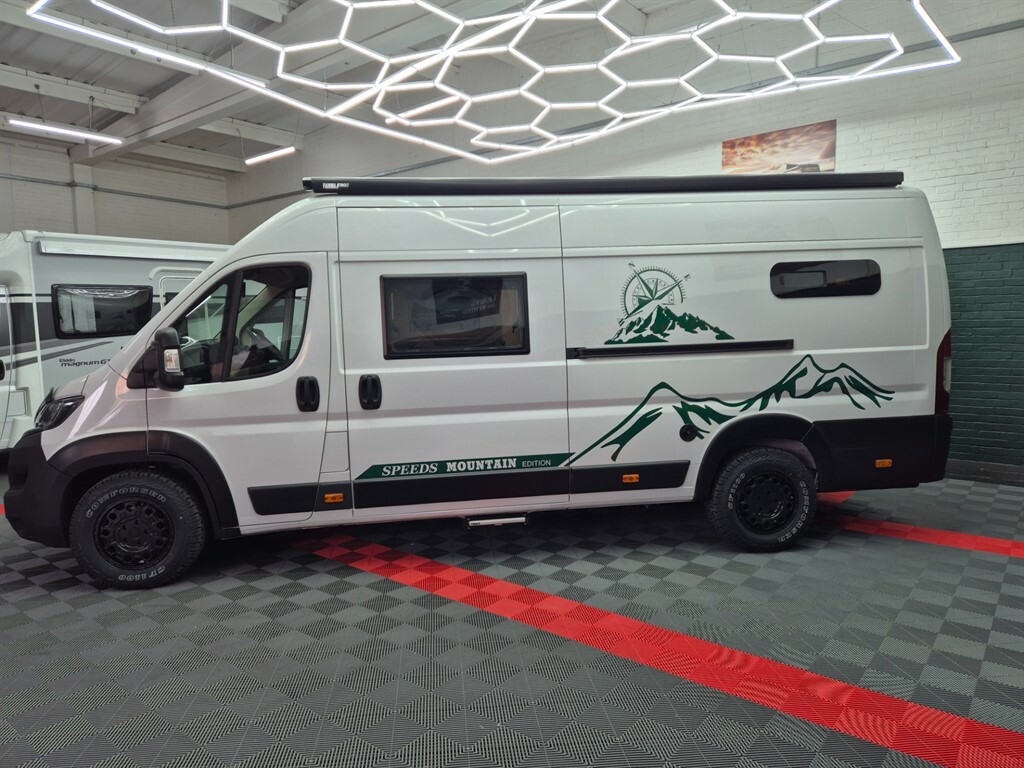 Peugeot Boxer Speeds Mountain Edition, Bluehdi 435 L4h2 Professi RJ23NWX White #6