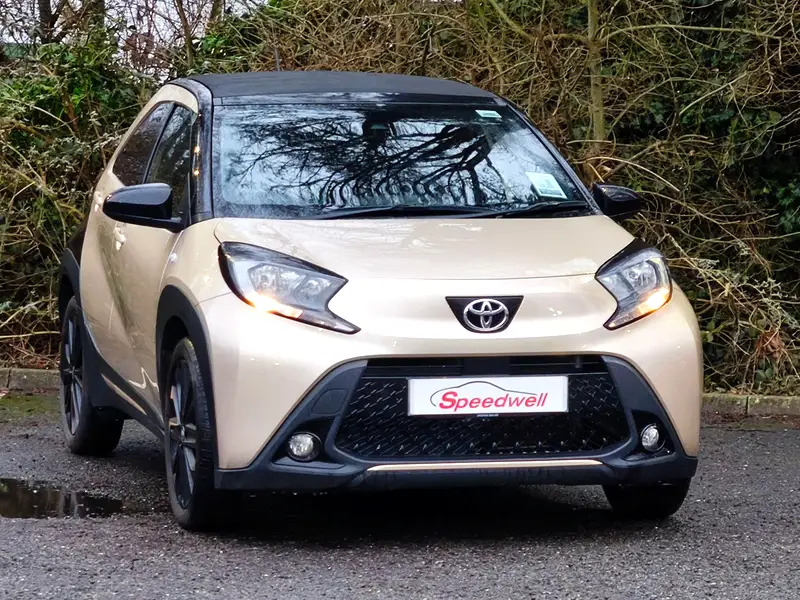 Toyota Aygo X 1.0 Vvt-i Air Edition Euro 6 Ss Beige