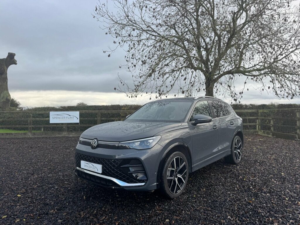 Volkswagen Tiguan 1.5 Tsi Ehybrid 19.7Kwh R-line Dsg Euro 6 Ss Grey