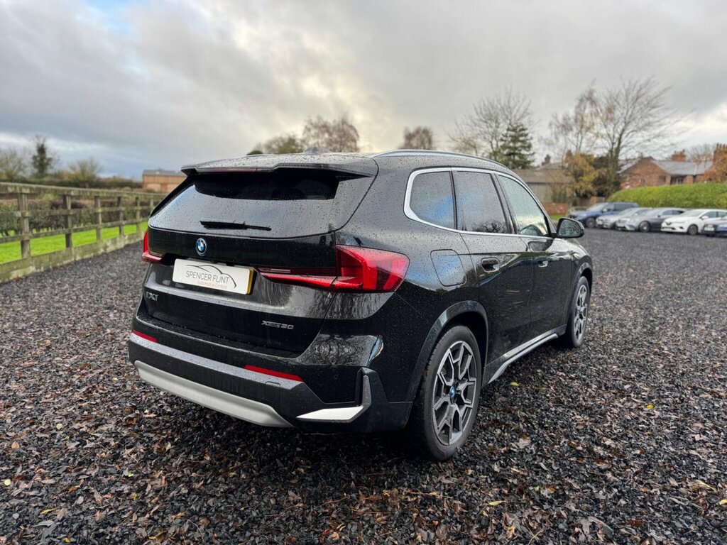 BMW iX 30 66.5Kwh Xline Xdrive 11Kw Charger YA74OGH Black #4