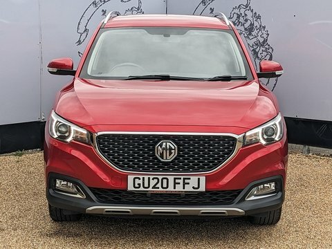 MG ZS Exclusive Red #2