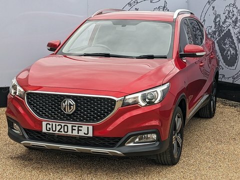 MG ZS Exclusive Red #3