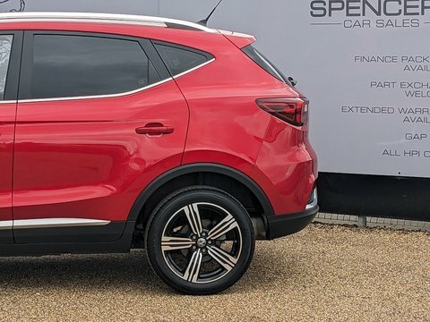 MG ZS Exclusive Red #6