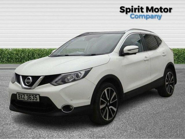 Nissan Qashqai Dig-t Tekna Suv White